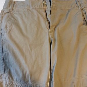 Woman’s walking shorts